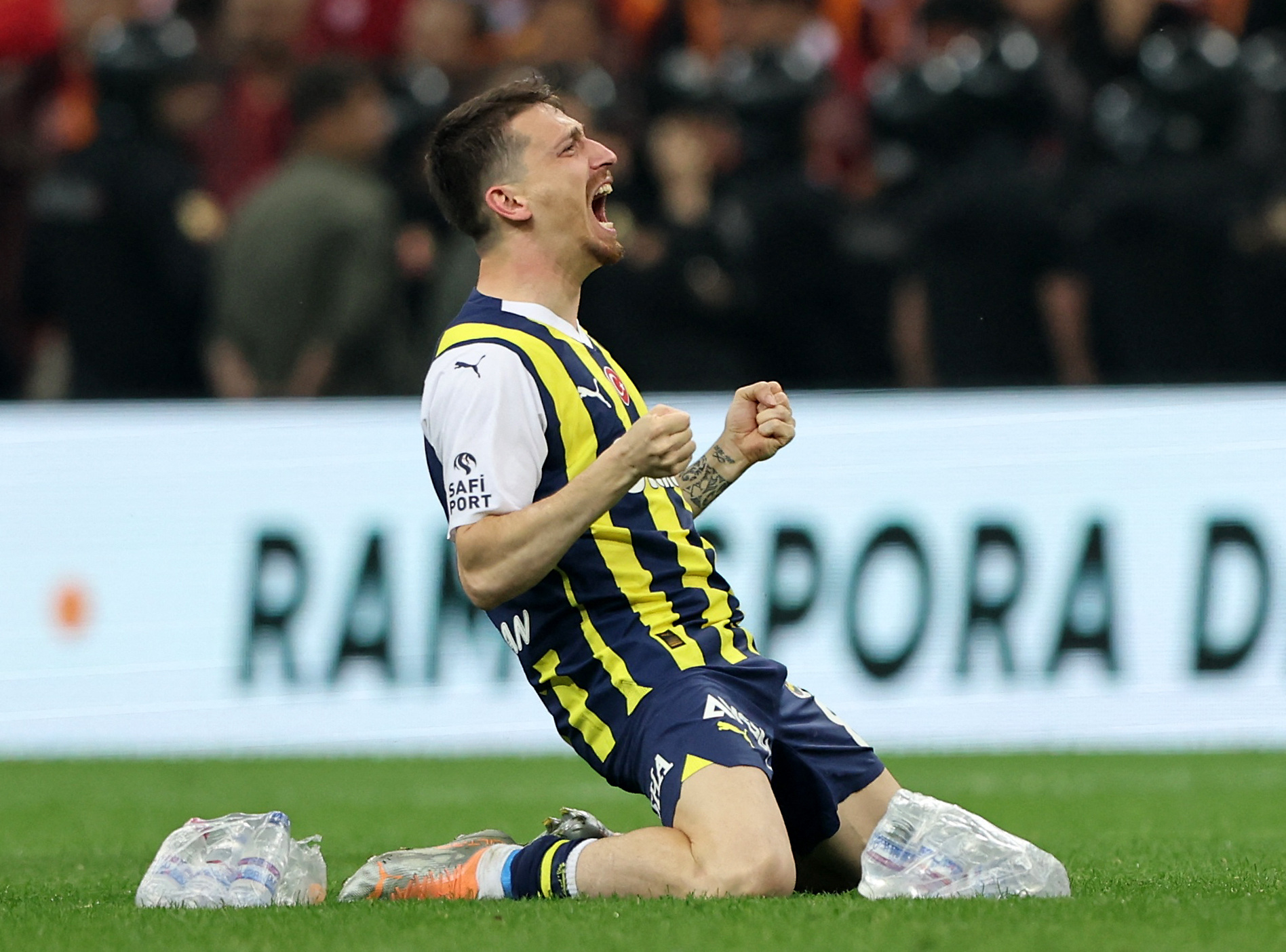 TRANSFER HABERİ: Fenerbahçe’den flaş Mert Hakan Yandaş kararı!