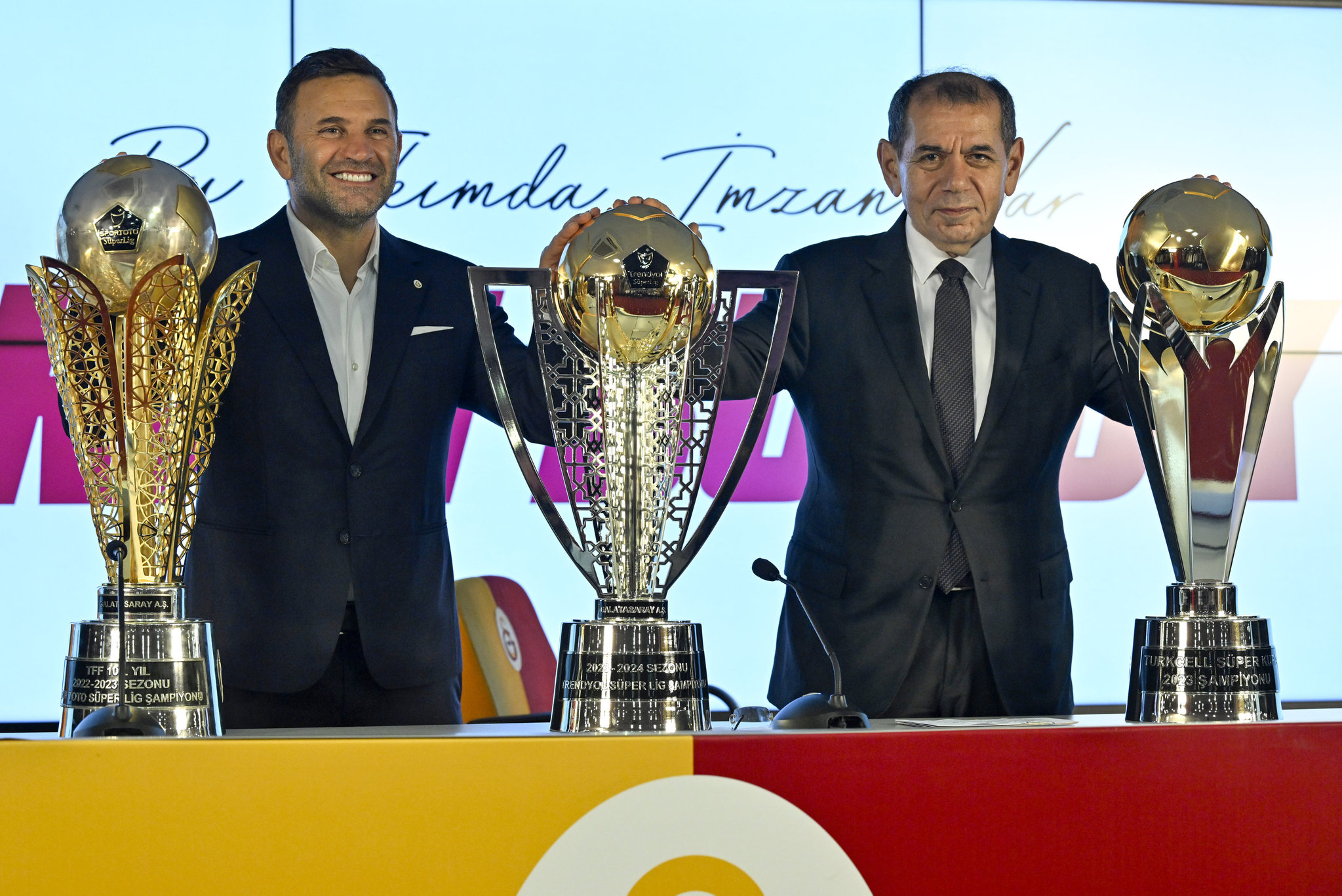 Ve transferi resmen açıkladı! Galatasaray’da forma giymek istiyorum