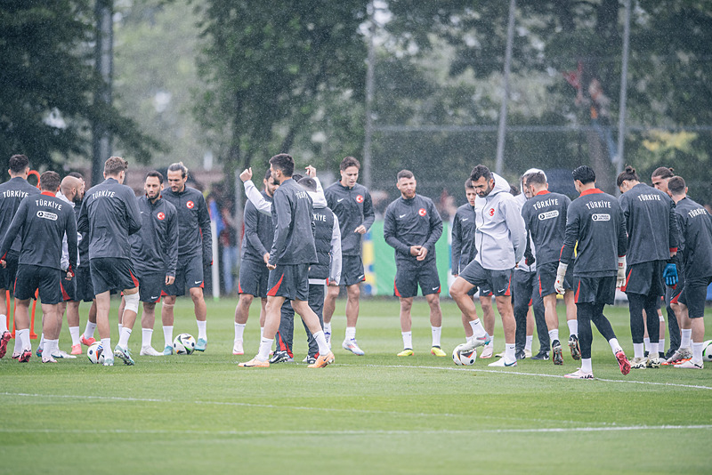 Gürcistan karşısında hedef 3 puan! İşte A Milli Futbol Takımı’mızın muhtemel 11’i