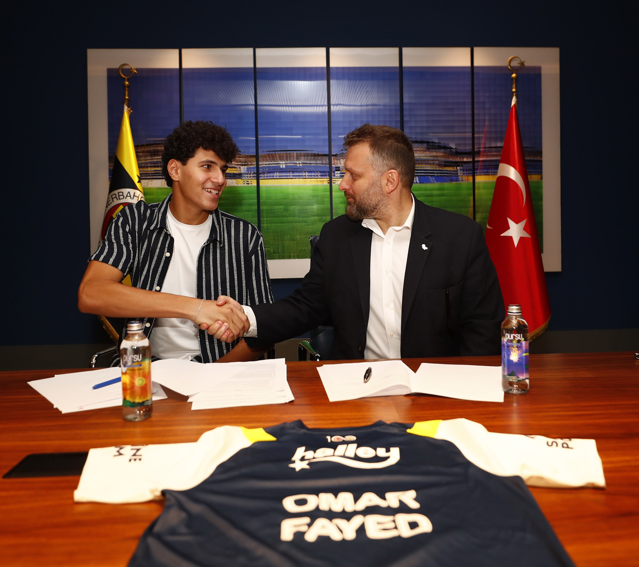 TRANSFER HABERİ: Fenerbahçe’de şaşırtan gelişme! 1. Lig ekibine gidiyor