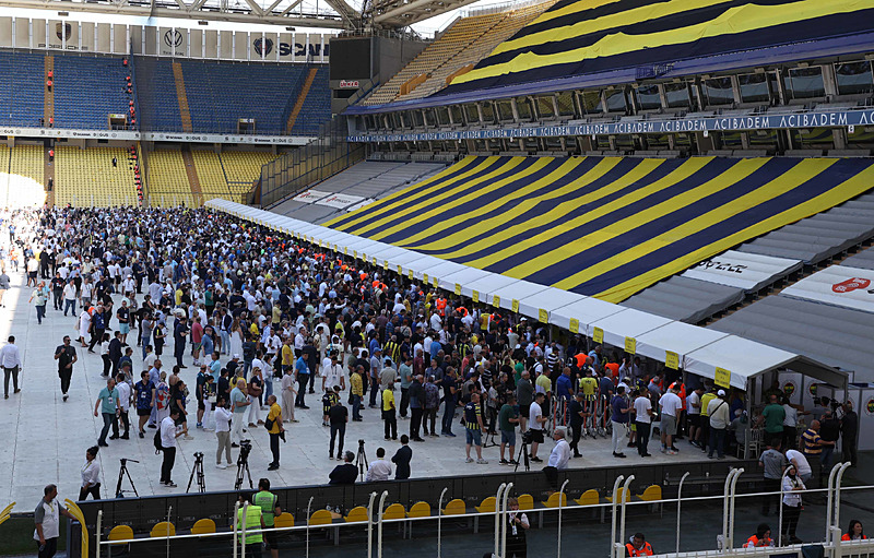 Fenerbahçe’den tarihi transfer hamlesi! Hollandalı yıldız EURO 2024’ün ardından geliyor