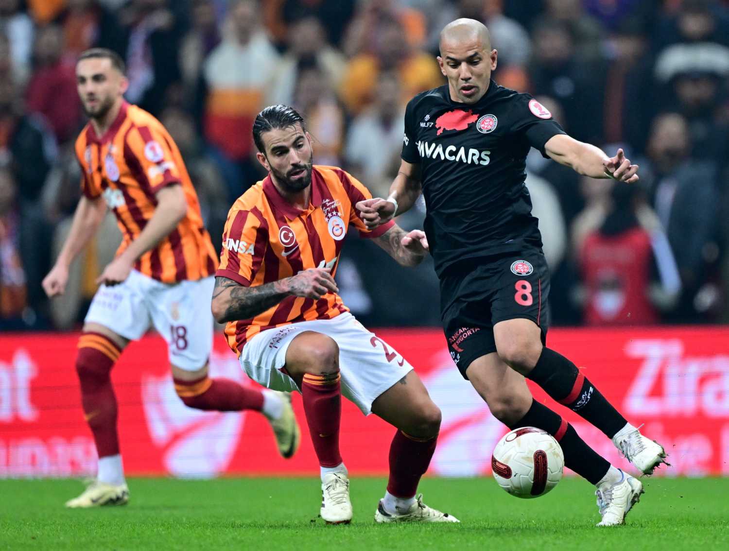 TRANSFER HABERİ: Galatasaray’da Sergio Oliveira krizi! Bunu kimse beklemiyordu