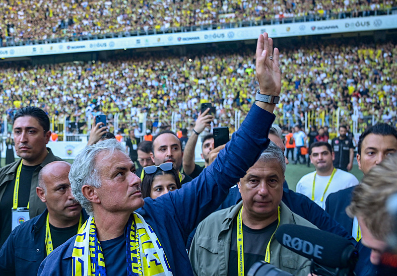 Fenerbahçe transferde Galatasaray’a rakip oldu! EURO 2024’ün gözdesi oldu