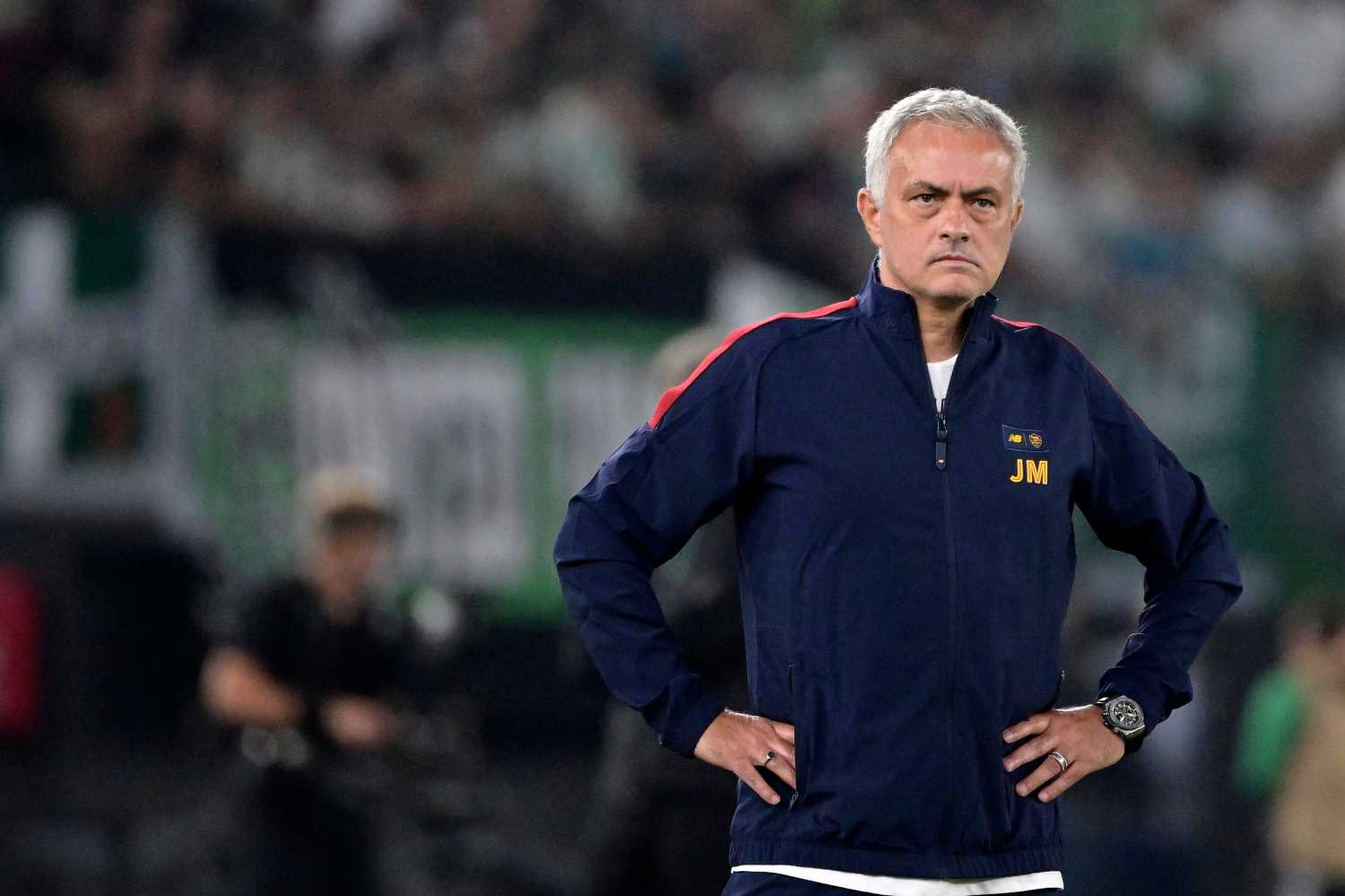 TRANSFER HABERİ | Mourinho’dan ilk kesik geldi! Fenerbahçeliler bu habere çok üzülecek