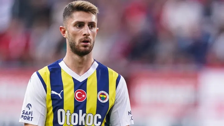 Avrupa’ya transferi konuşuluyordu! İsmail Yüksek’ten Fenerbahçe kararı