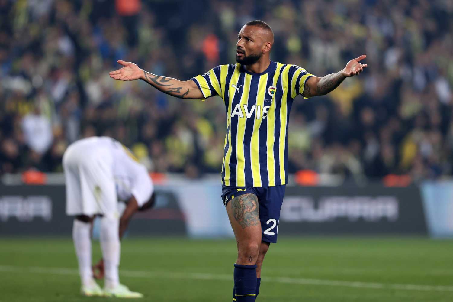 Alex de Souza Fenerbahçeli yıldızı istiyor! Transfer için o formül kullanılacak