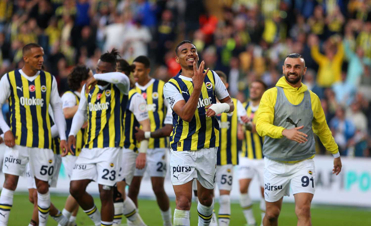 TRANSFER HABERİ | Fenerbahçe geleceğin yıldızını alacak! Bonservis rekoru kıracak