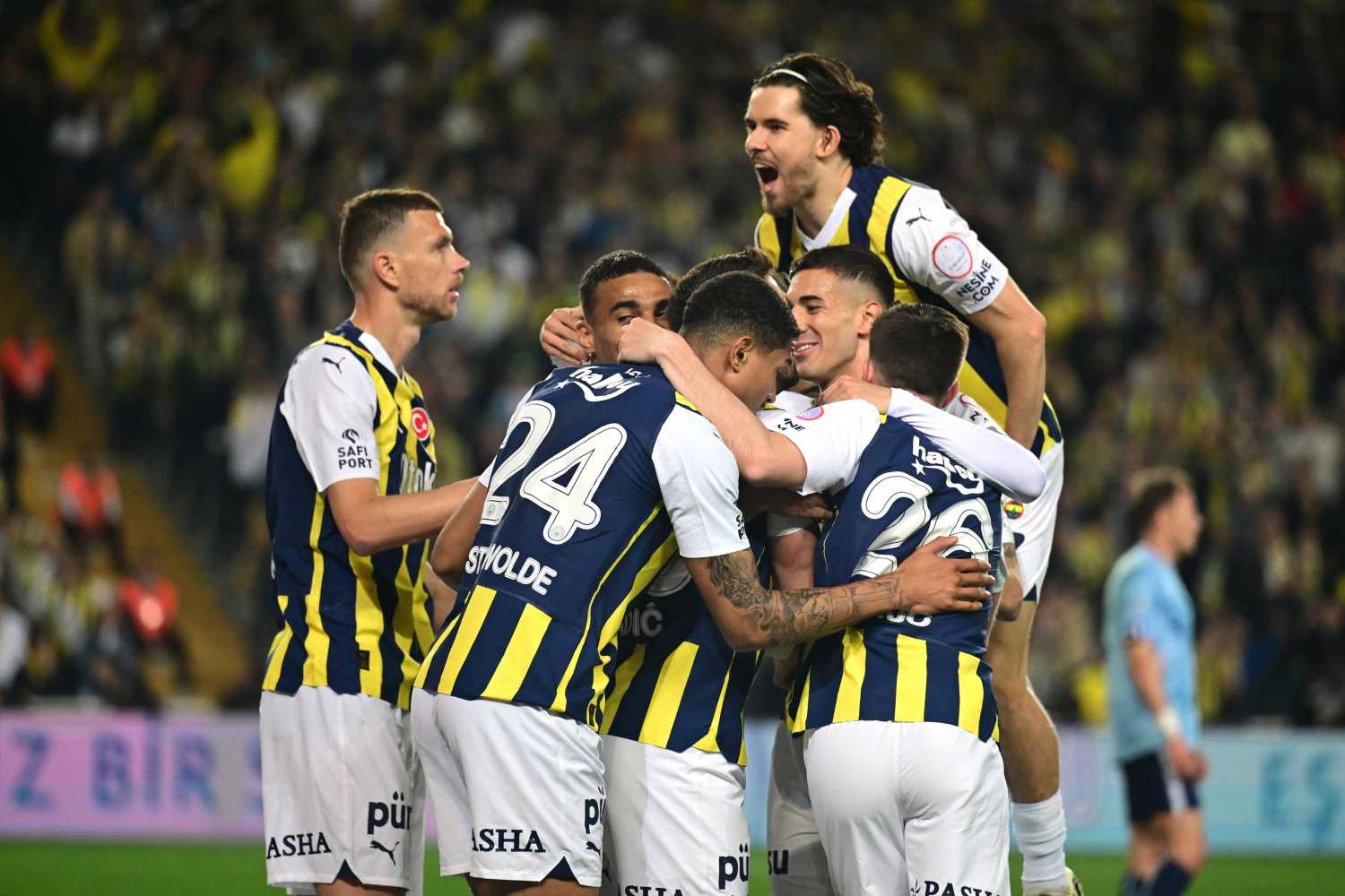 TRANSFER HABERİ | Fenerbahçe geleceğin yıldızını alacak! Bonservis rekoru kıracak