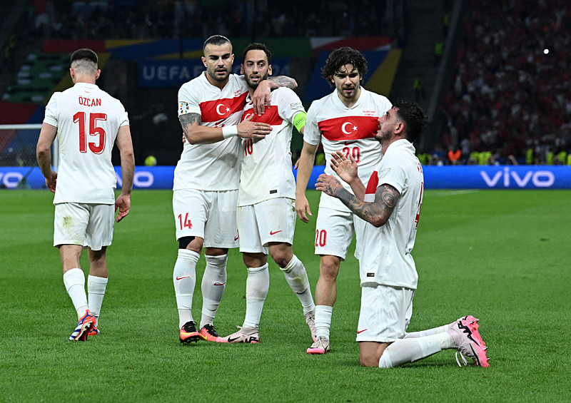 Milli Takım EURO 2024 sonrası değere bindi! 5 oyuncunun piyasa değeri zirve yaptı