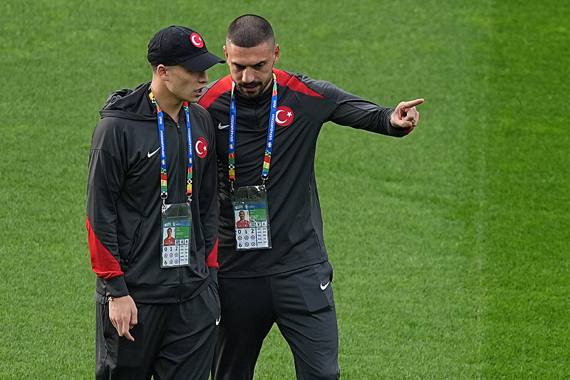 TRANSFER HABERİ - Fenerbahçe’den milli yıldıza kanca! Kulübünden izin çıktı