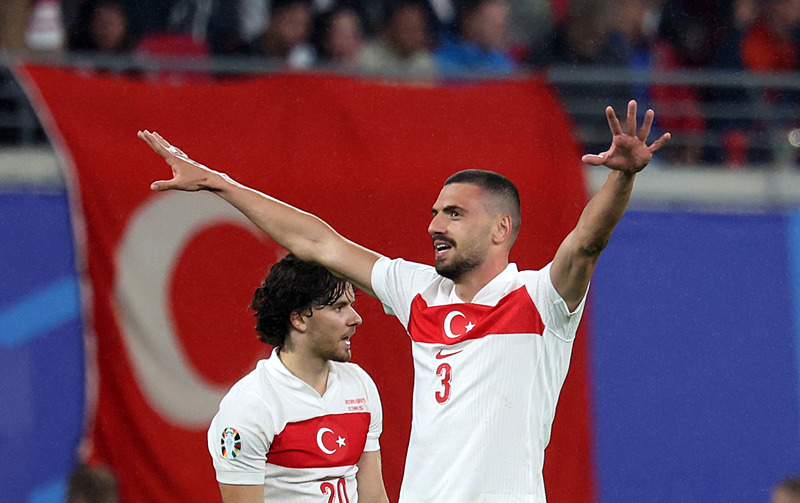 TRANSFER HABERİ - Fenerbahçe’den milli yıldıza kanca! Kulübünden izin çıktı