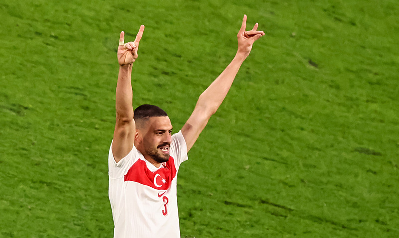 TRANSFER HABERİ - Fenerbahçe’den milli yıldıza kanca! Kulübünden izin çıktı