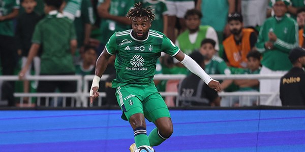 TRANSFER HABERİ | Fenerbahçe’de Allan Saint - Maximin heyecanı! Yıldız futbolcu gemileri yaktı