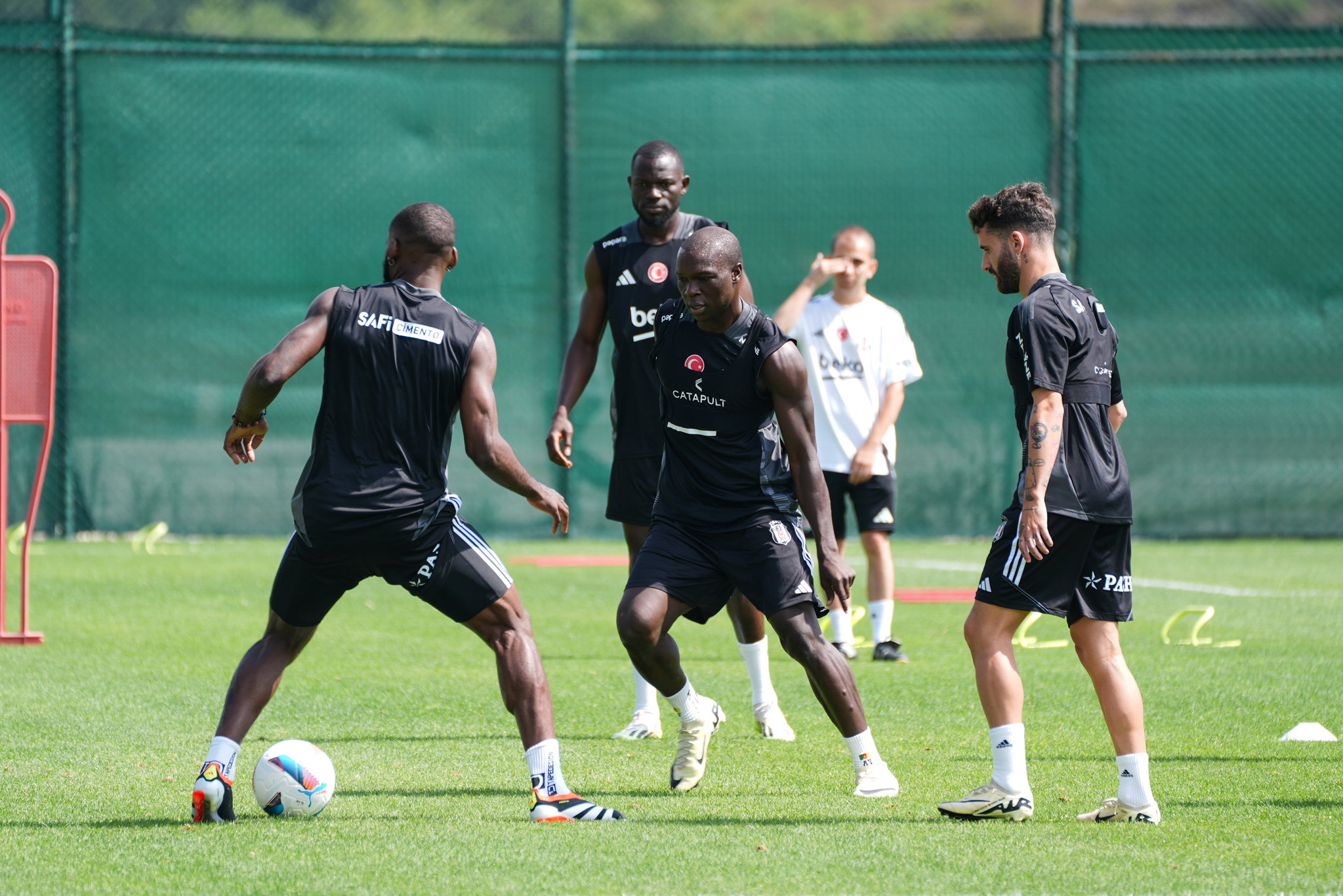 Fenerbahçeli 5 yıldız Beşiktaş’a! Transferde büyük sürpriz