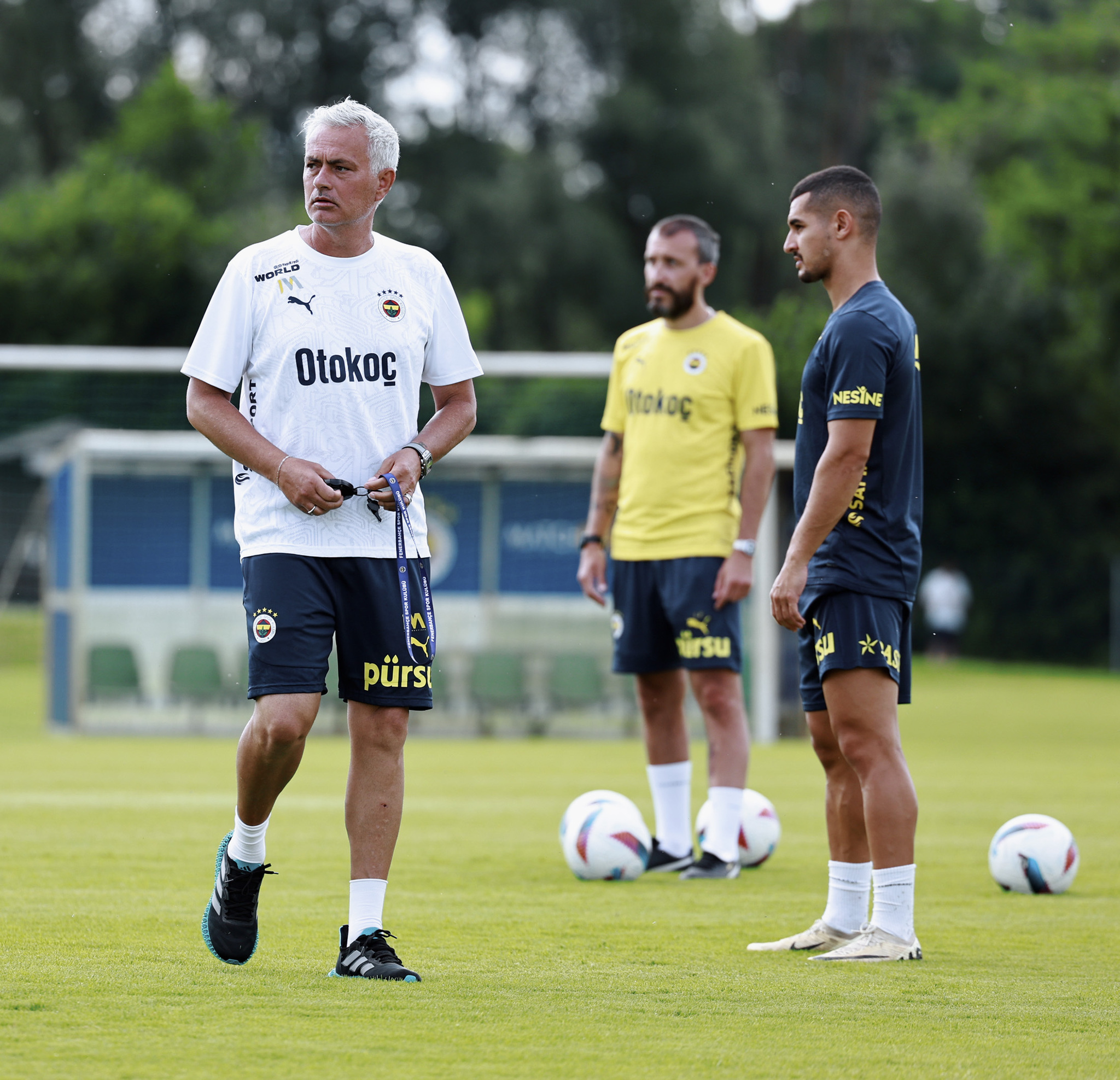 Fenerbahçe’den Barcelona’ya transfer çalımı!