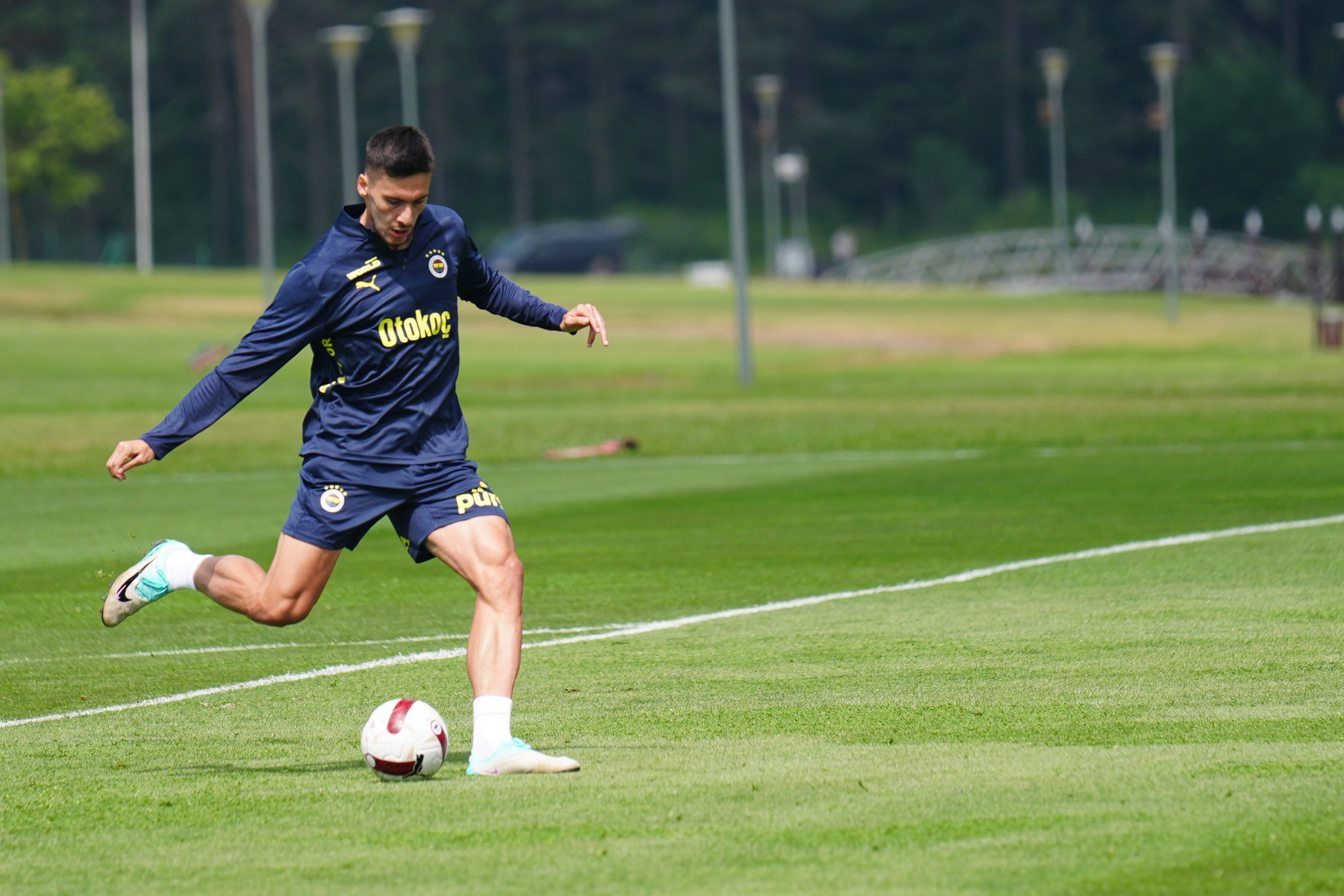 TRANSFER HABERİ: Fenerbahçe’de bir ayrılık daha! Serdar Aziz’in ardından...