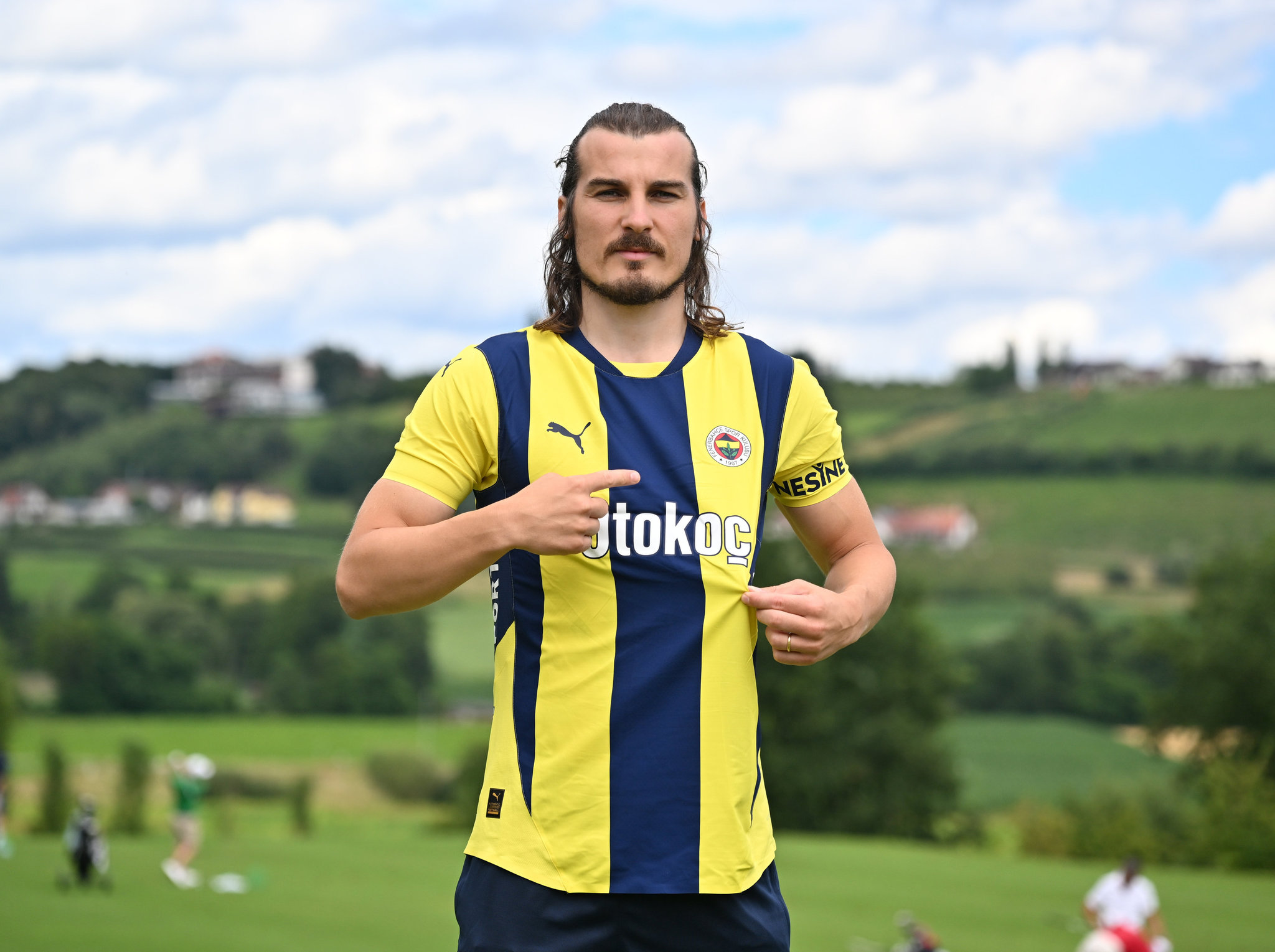 TRANSFER HABERİ: Fenerbahçe’den şaşırtan transfer! Eski Galatasaraylı geliyor