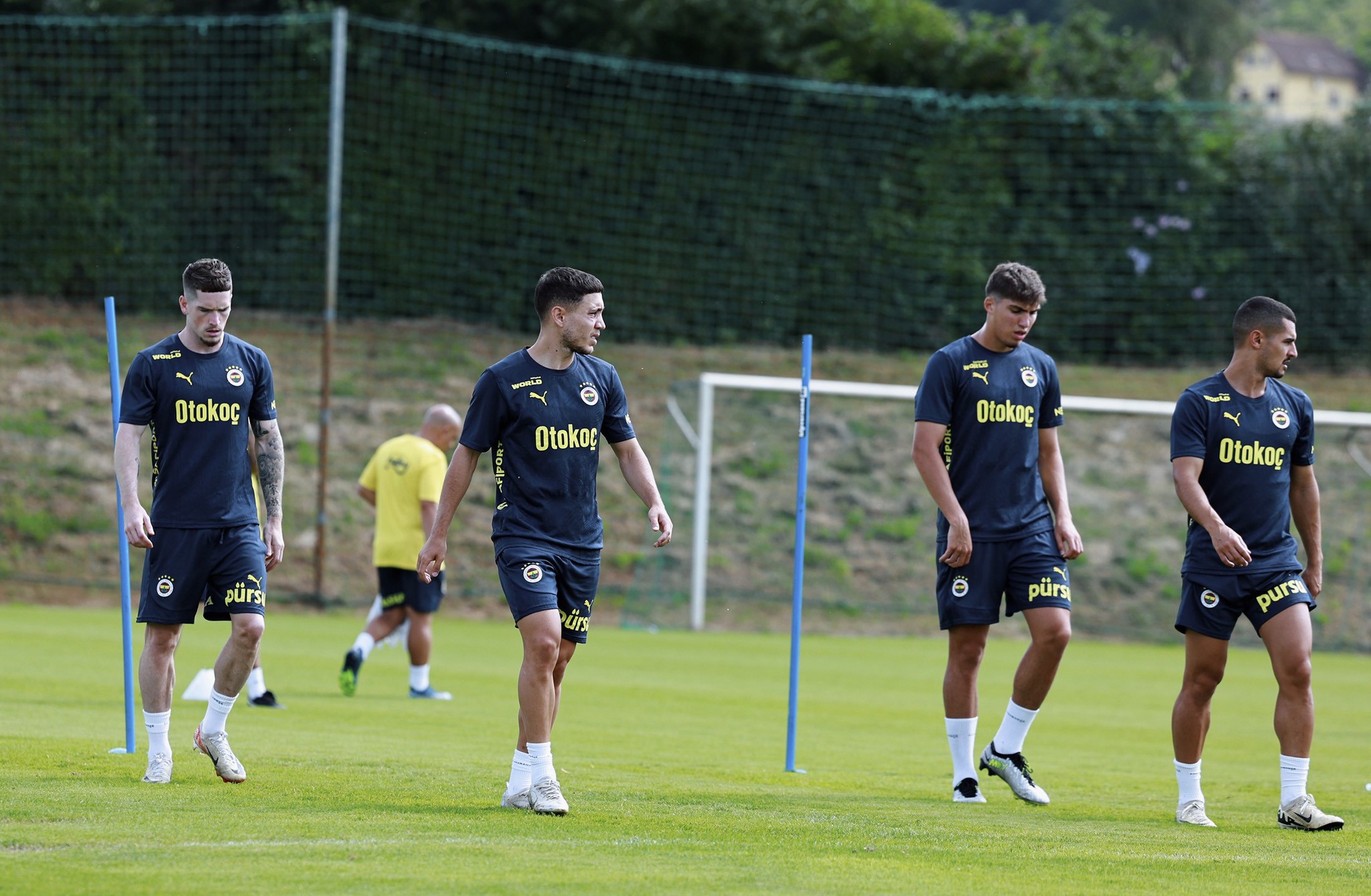 TRANSFER HABERİ: Fenerbahçe’den şaşırtan transfer! Eski Galatasaraylı geliyor