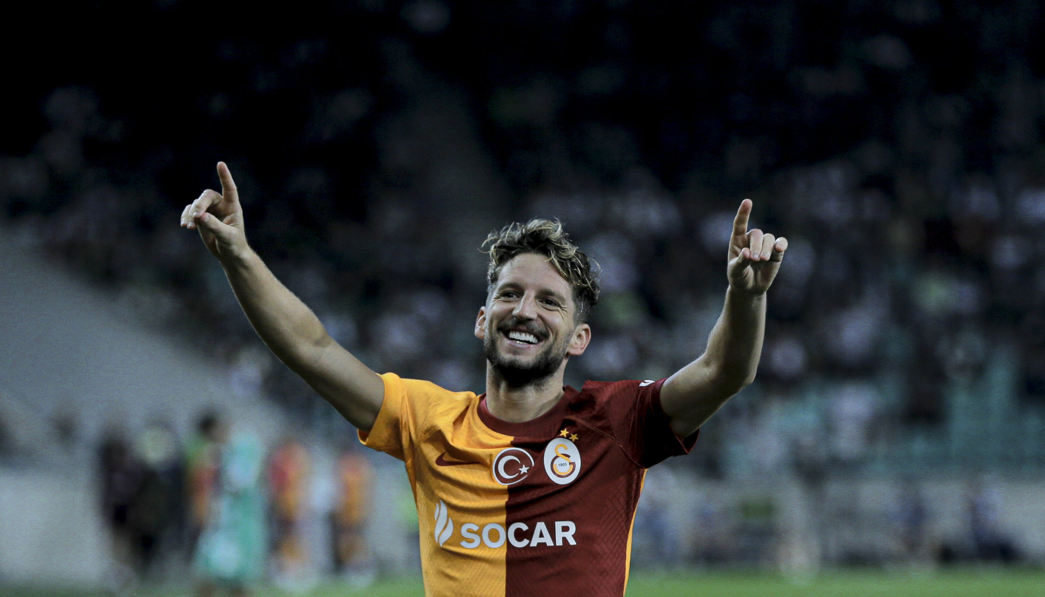 TRANSFER HABERİ: Mertens’ten Galatasaray’a kötü haber! Yeni imza atmıştı ancak...