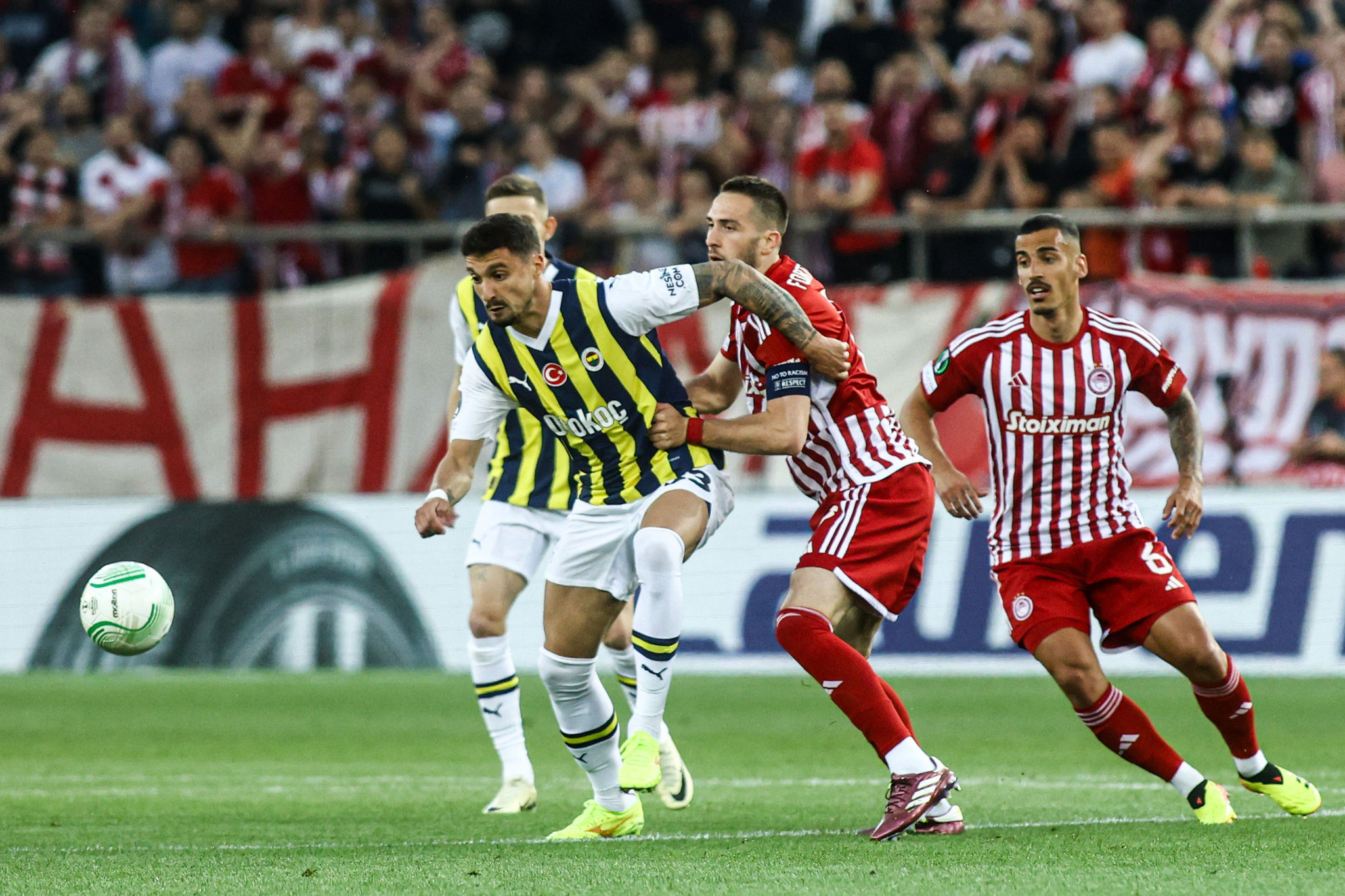 TRANSFER HABERİ: Fenerbahçe’de sıcak gelişme! Krunic...