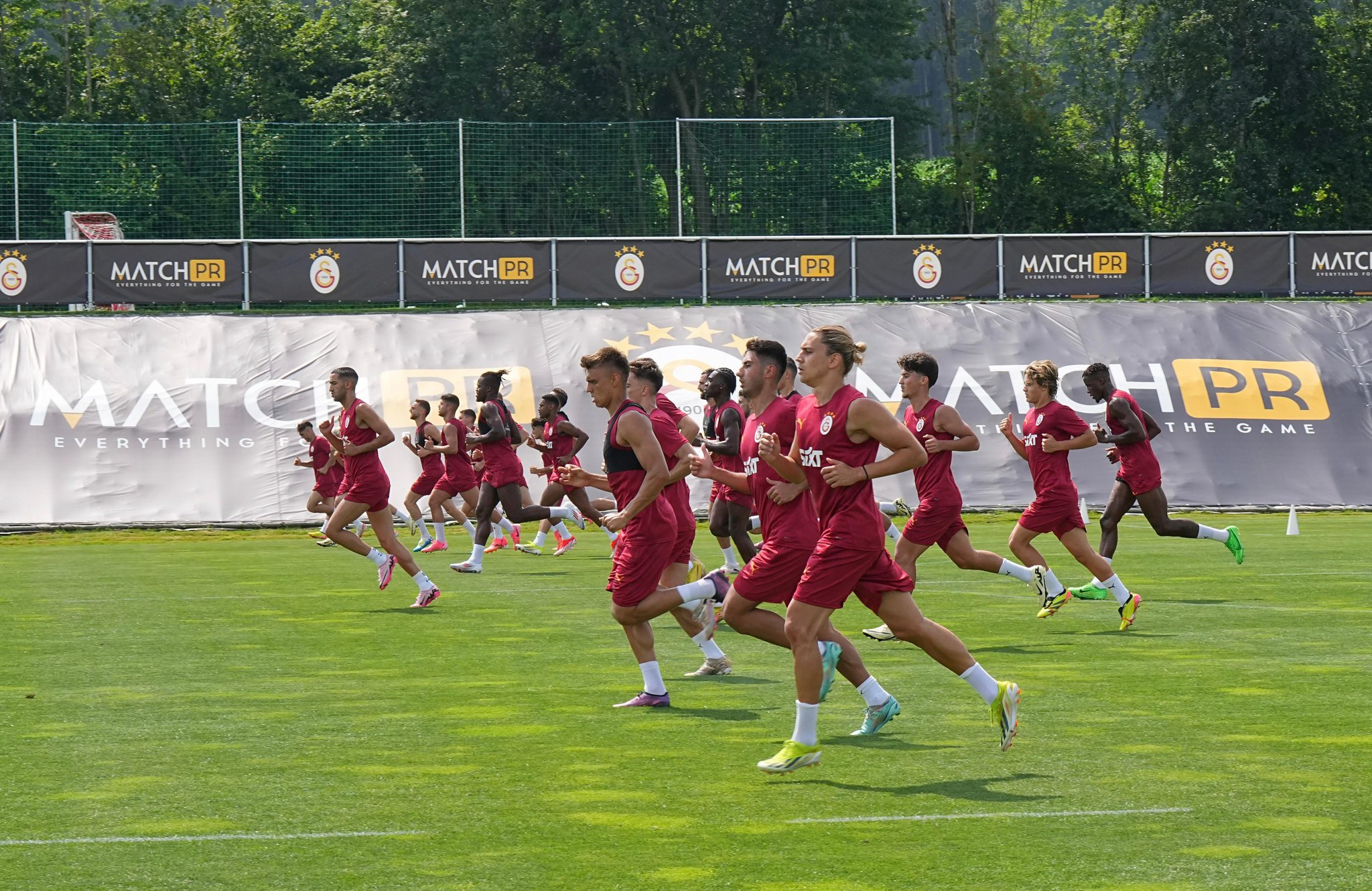 GALATASARAY HABERLERİ: Devre arasında gelmişti! Almanlardan gündemi sarsacak Derrick Köhn iddiası