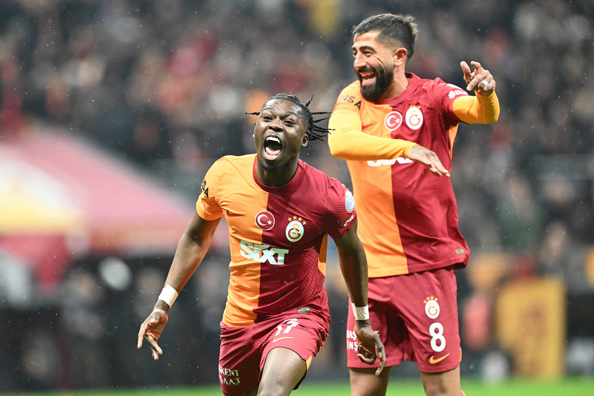 GALATASARAY HABERLERİ: Devre arasında gelmişti! Almanlardan gündemi sarsacak Derrick Köhn iddiası