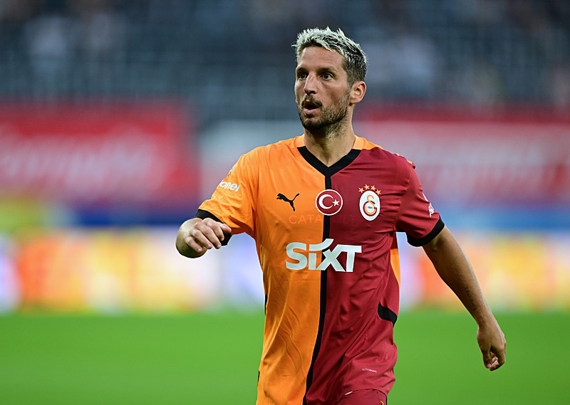 Galatasaray’dan tarihe geçecek transfer harekatı! Rota İngiltere’ye çevrildi