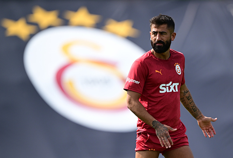 Galatasaray’dan tarihe geçecek transfer harekatı! Rota İngiltere’ye çevrildi