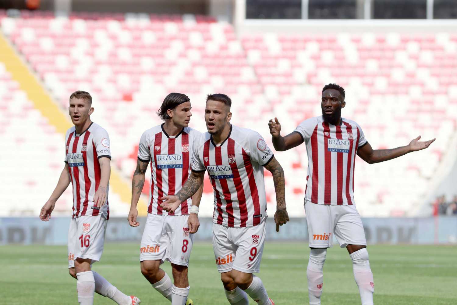 UEFA kulüpler sıralaması belli oldu! İşte Beşiktaş, Fenerbahçe, Galatasaray ve Trabzonspor’un yeri