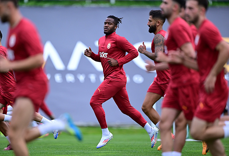 Galatasaray’dan bomba hamle! Yılın transferi olur