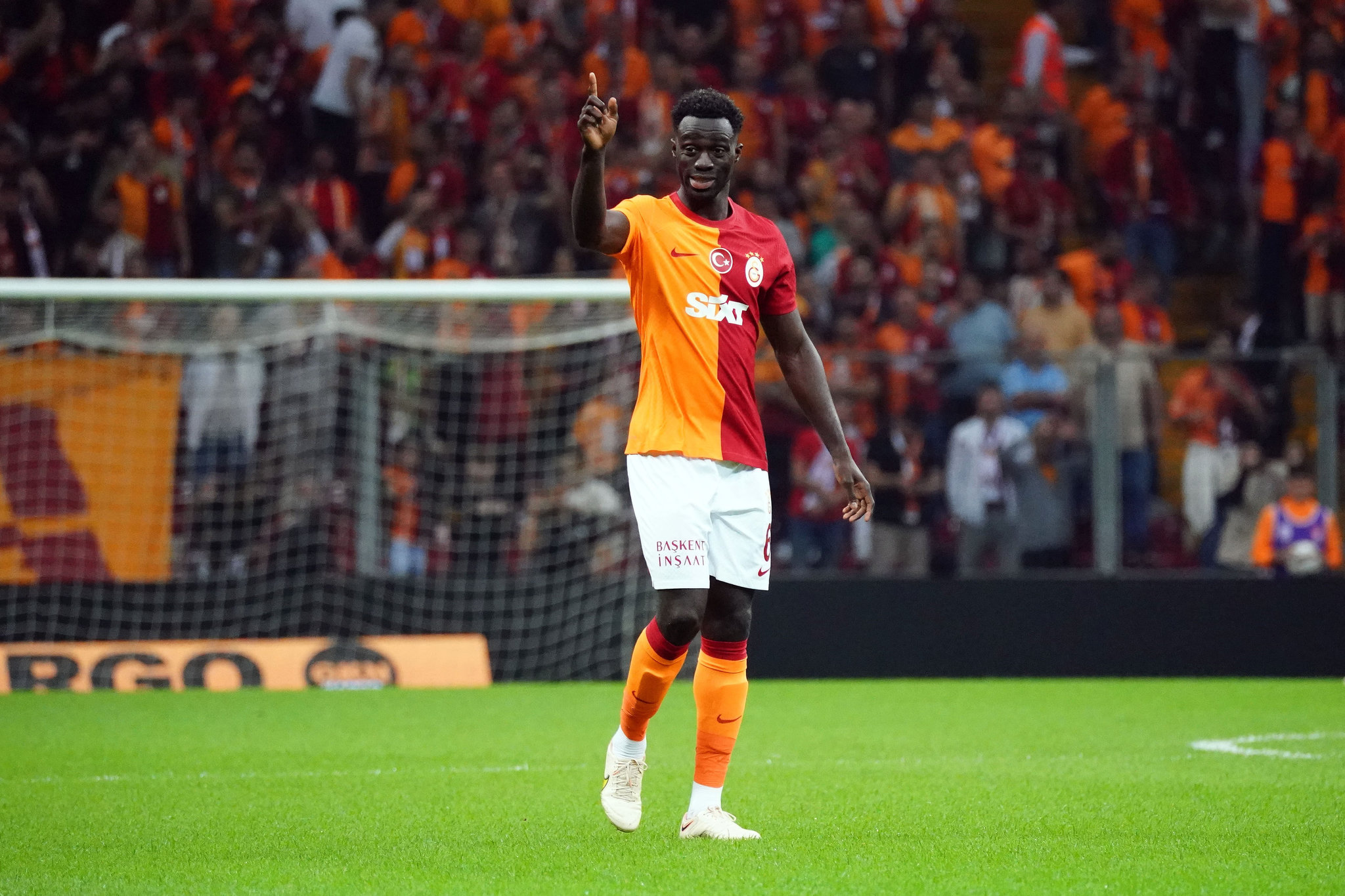 GALATASARAY TRANSFER HABERLERİ: Cimbom’un B planı ortaya çıktı! Davinson Sanchez ayrılırsa...