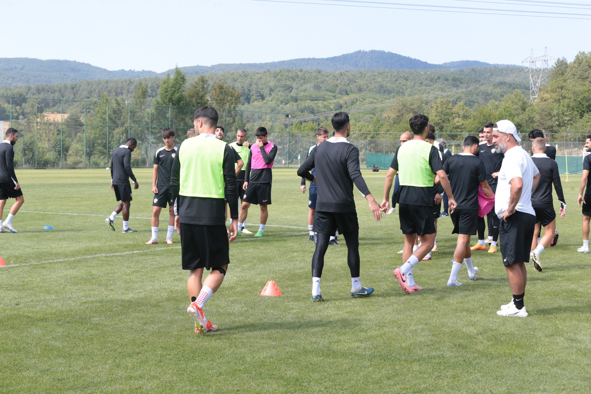 Eyüpspor’da Arda Turan iddialı konuştu: Türkiye’de futbolu değiştireceğim!