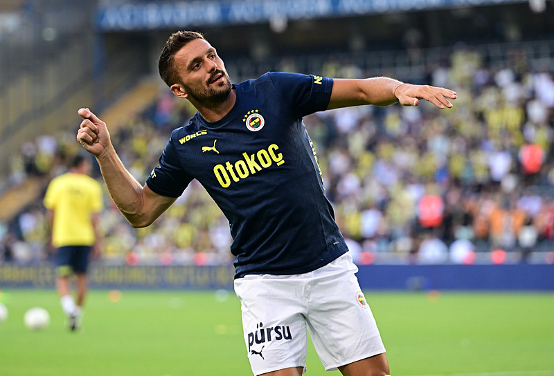 Fenerbahçe İsviçre’de avantaj peşinde! İşte Jose Mourinho’nun Lugano maçı muhtemel 11’i