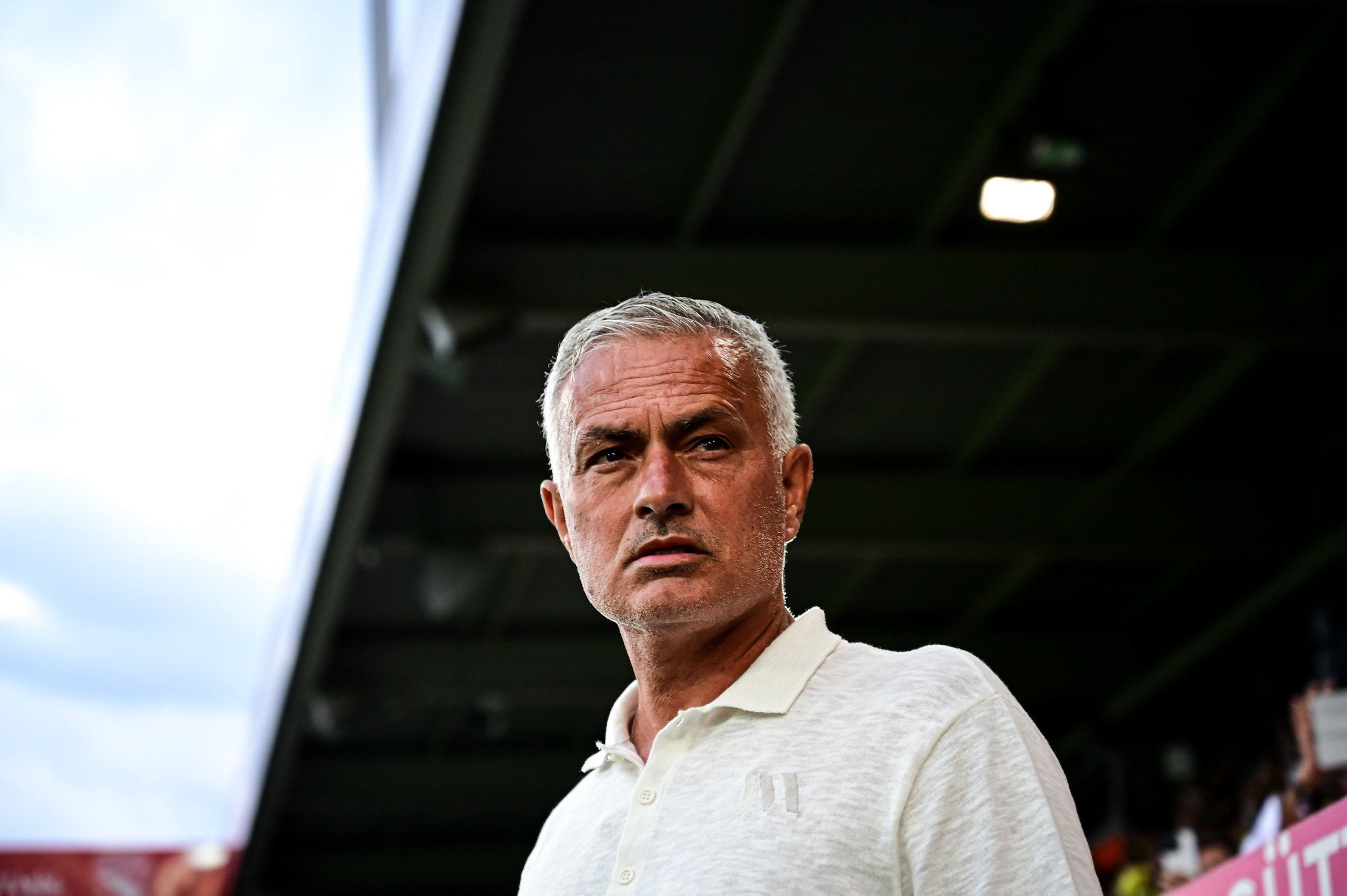 Fenerbahçe’ye çağ atlatacak transfer! Jose Mourinho istedi yönetim alıyor