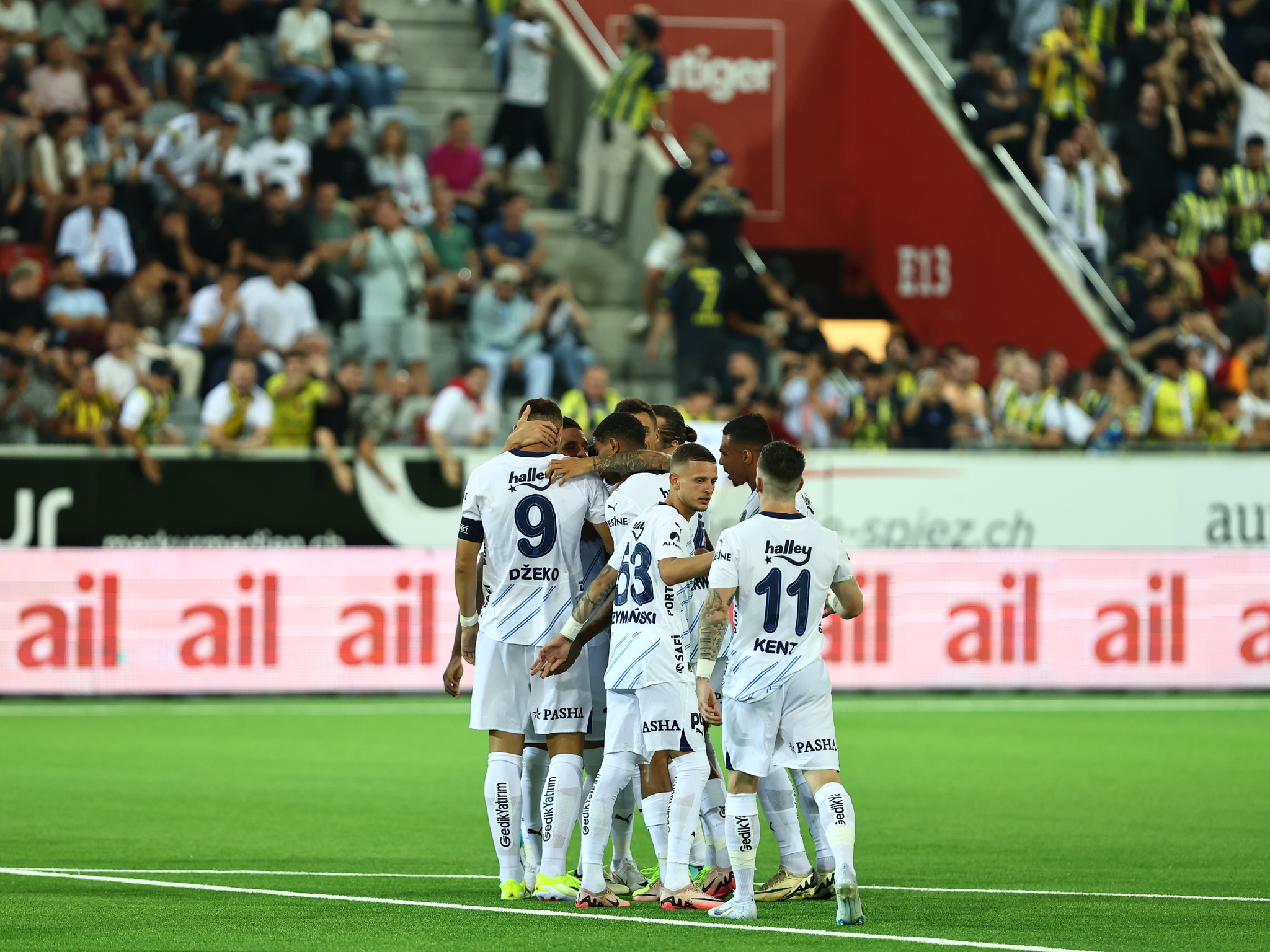 TRANSFER HABERİ | Fenerbahçe’de sıra orta sahada!  O isim için harekete geçildi