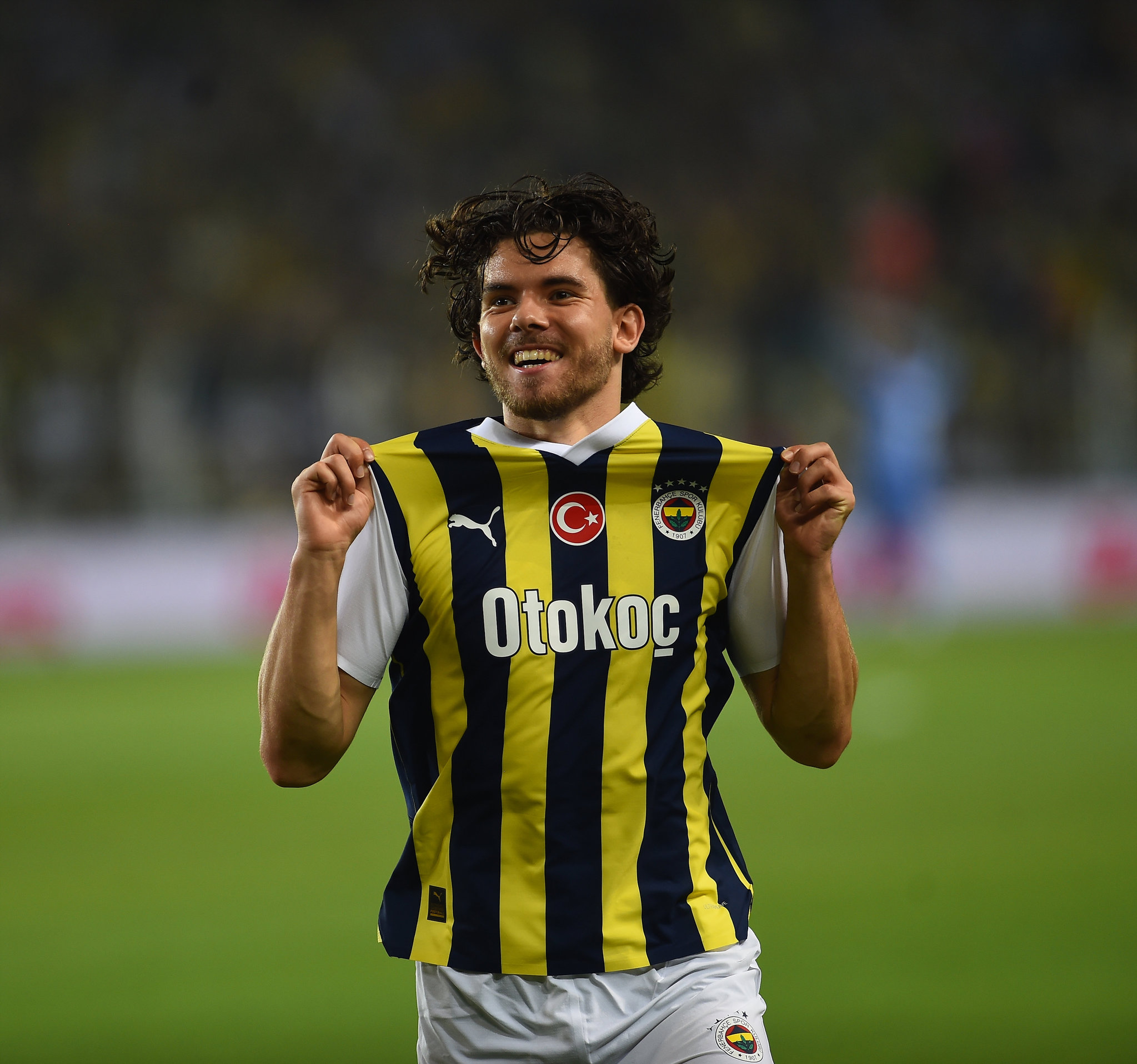 İngiliz ekibi Ferdi Kadıoğlu için gemileri yaktı! Rekor teklif...