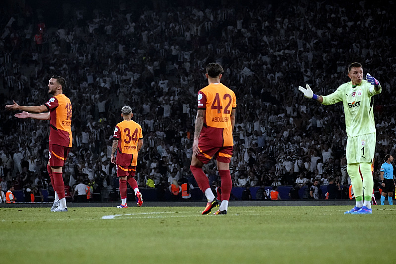 TRANSFER HABERİ - Galatasaray Süper Kupa’nın ardından transferde vites yükseltti! Mağlubiyeti unutturacak hamle