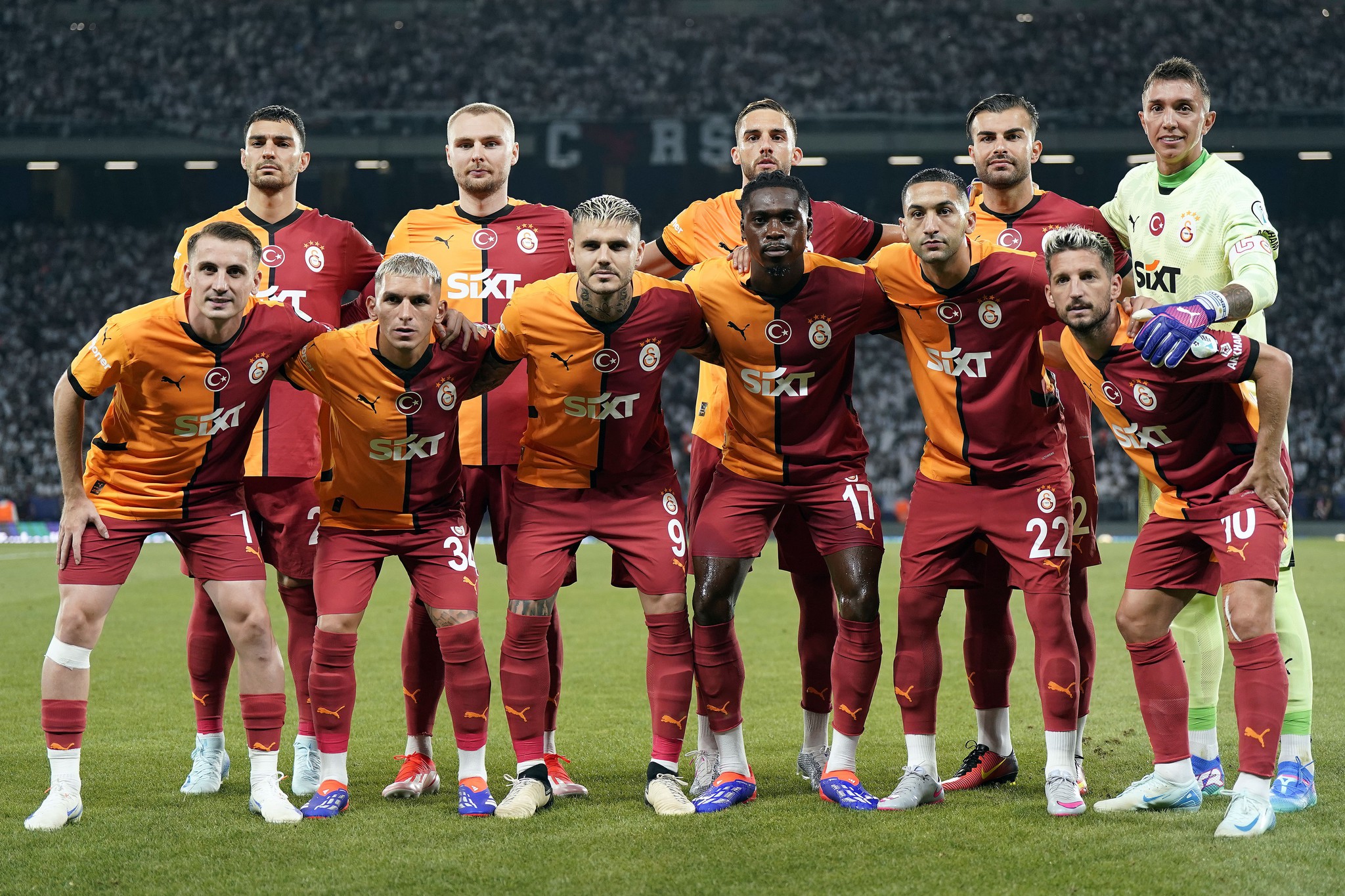 Galatasaray’da Okan Buruk kupa sonrası neşteri vurdu! 4 futbolcunun ipi çekildi