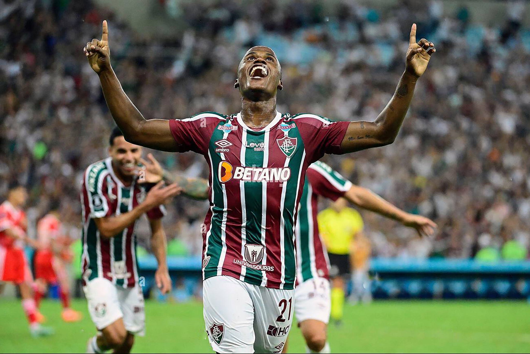 GALATASARAY HABERLERİ: Wilfried Zaha’nın yerine gelecek! Transferde Davinson Sanchez detayı
