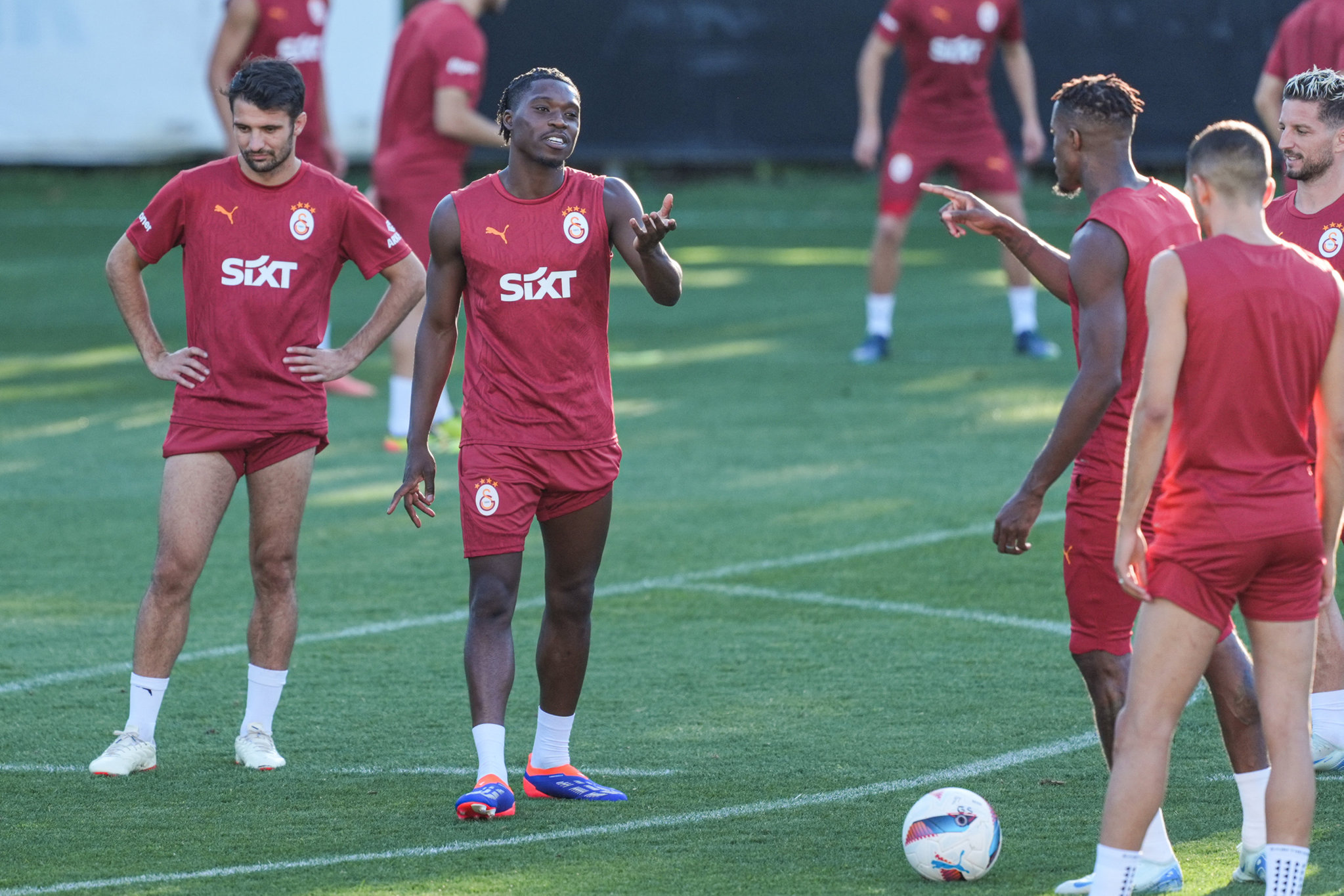 Galatasaray’dan sürpriz transfer! Beşiktaş’ın eski yıldızı imzayı atıyor