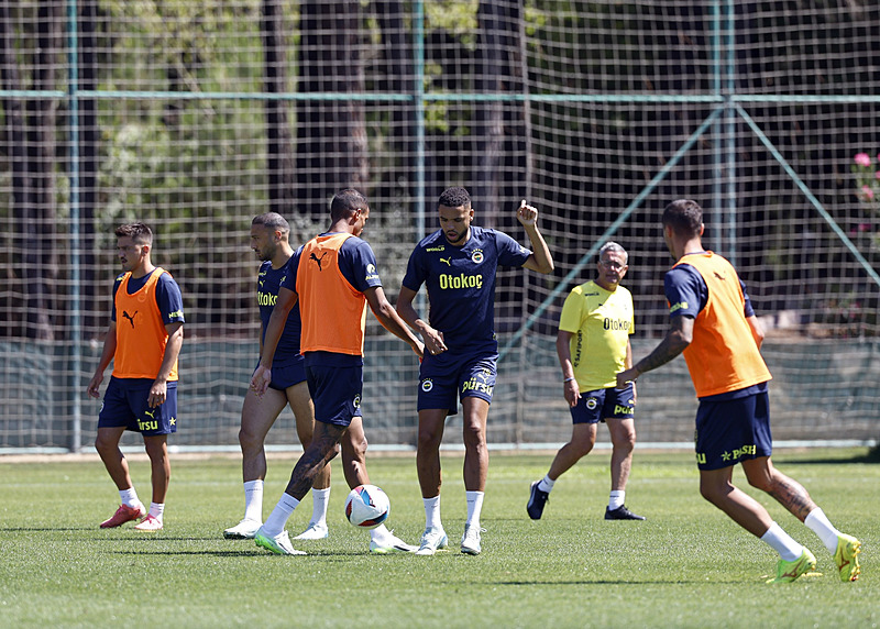 İtalyan yıldız Fenerbahçe yolunda! Fred’i aratmayacak transfer