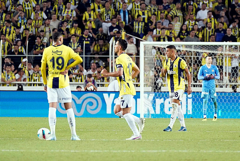 TRANSFER HABERİ | Fenerbahçe’nin eski aşkı depreşti! Mourinho’nun özel isteği var