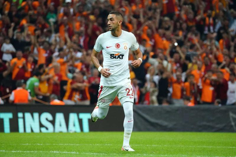 GALATASARAY TRANSFER HABERİ - Okan Buruk yıldız ismin biletini kesti! Şansı kalmadı