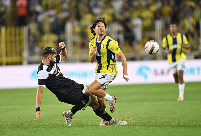 FENERBAHÇE TRANSFER HABERİ - Ferdi Kadıoğlu’dan yönetime rest! Gitmeme izin verin