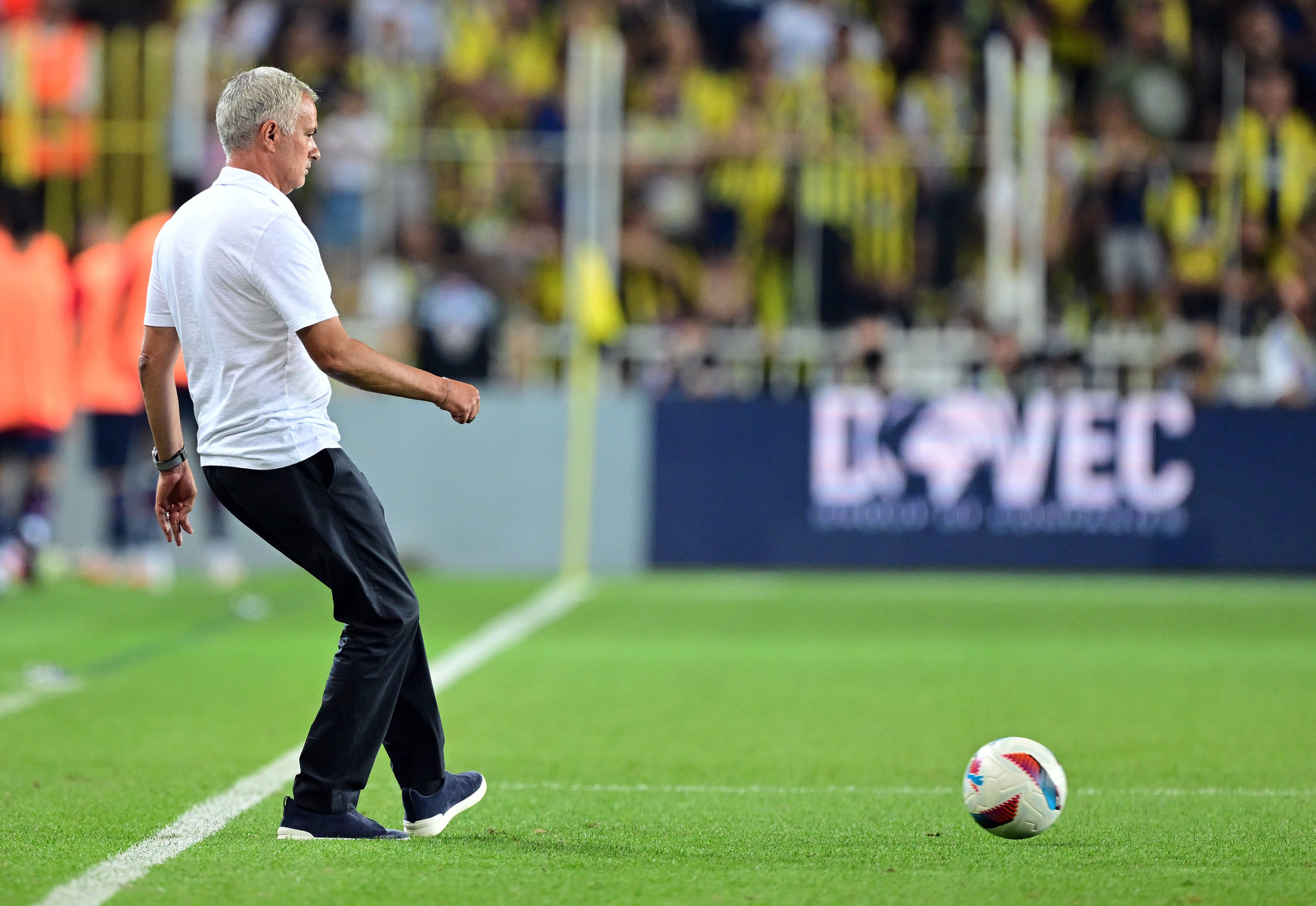 Fenerbahçe’de ayrılık furyası! 5 isim gözden düştü