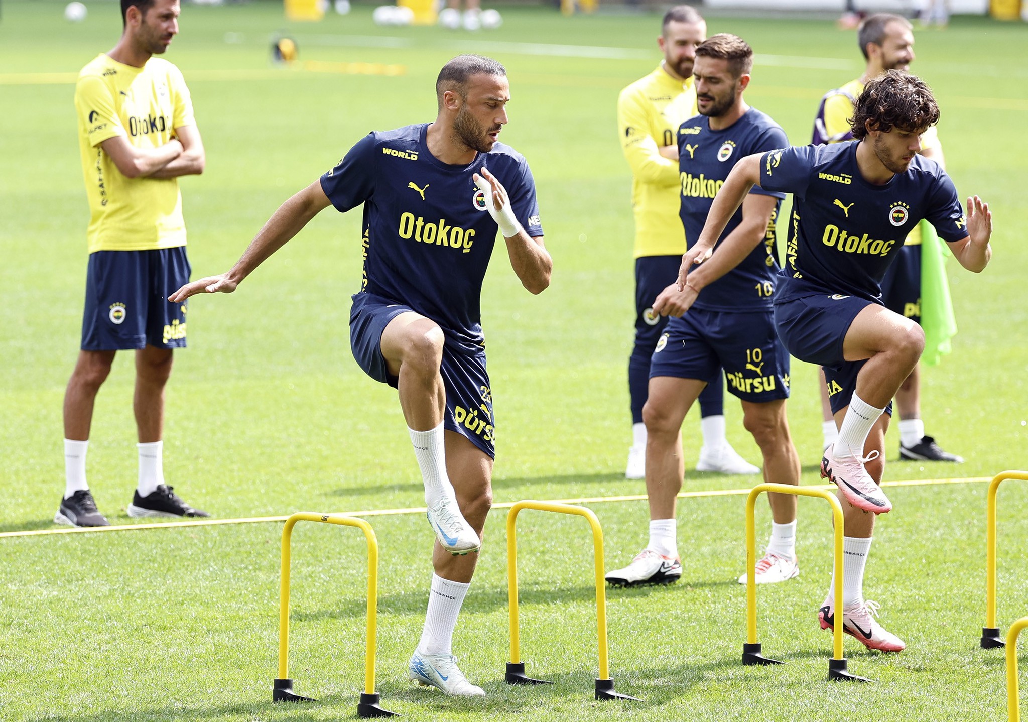 FENERBAHÇE HABERLERİ | Jose Mourinho’dan Ferdi Kadıoğlu’nun transferine şartlı izin!