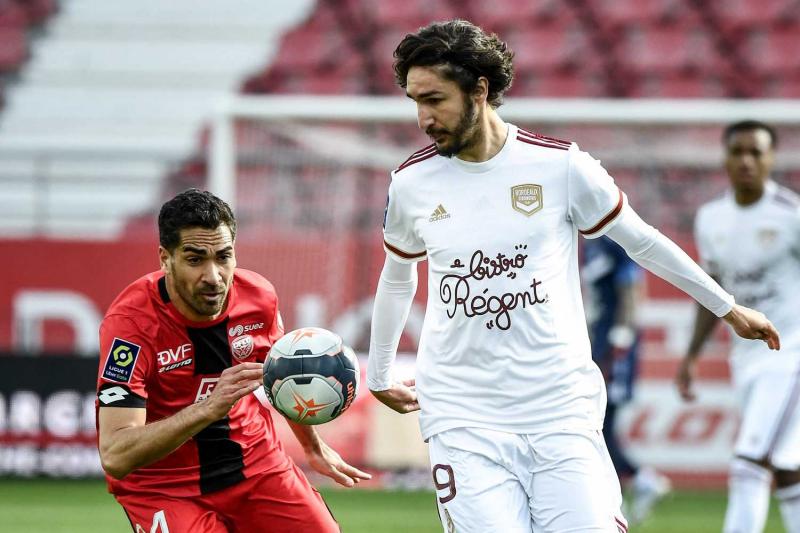 Galatasaray transferde bombayı patlatıyor! Menajerler önerdi