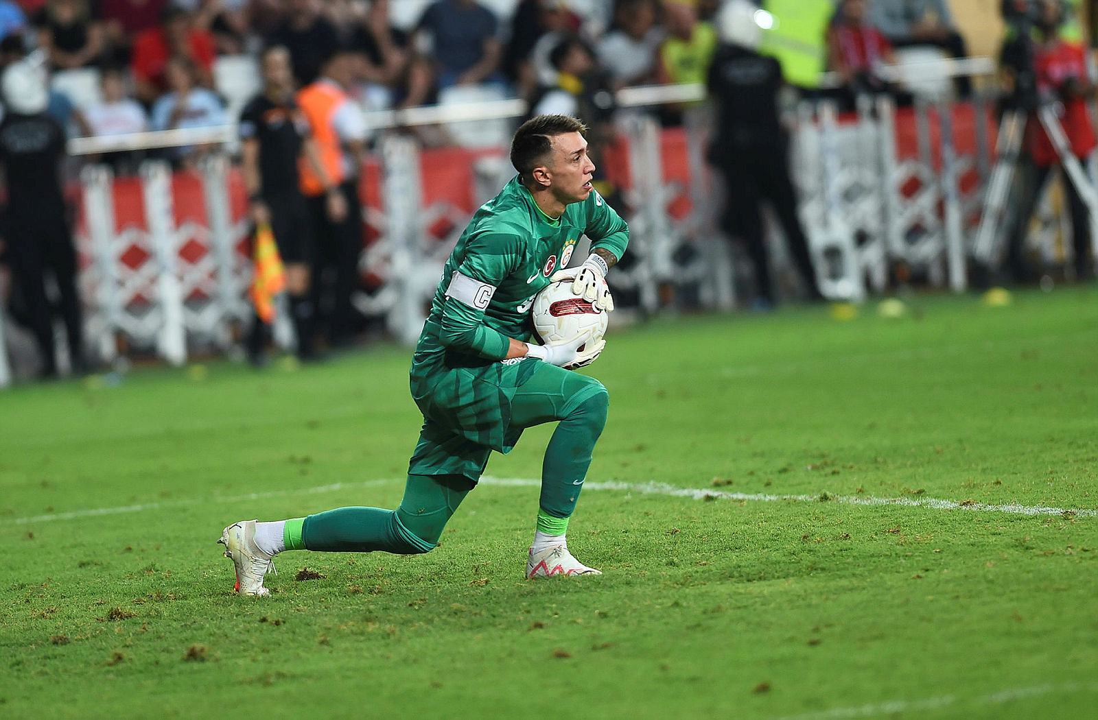 Okan Buruk’tan flaş Mertens ve Batshuayi kararı! İşte Galatasaray’ın Young Boys maçı 11’i