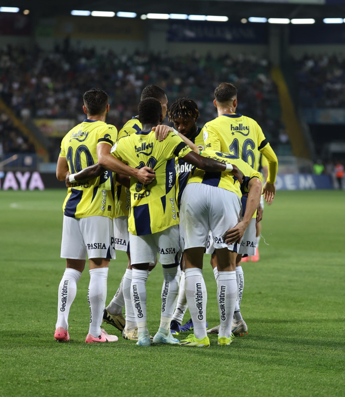 FENERBAHÇE HABERİ - Fred ile ilgili şaşırtan gerçek! Bir kez daha gönülleri fethetti