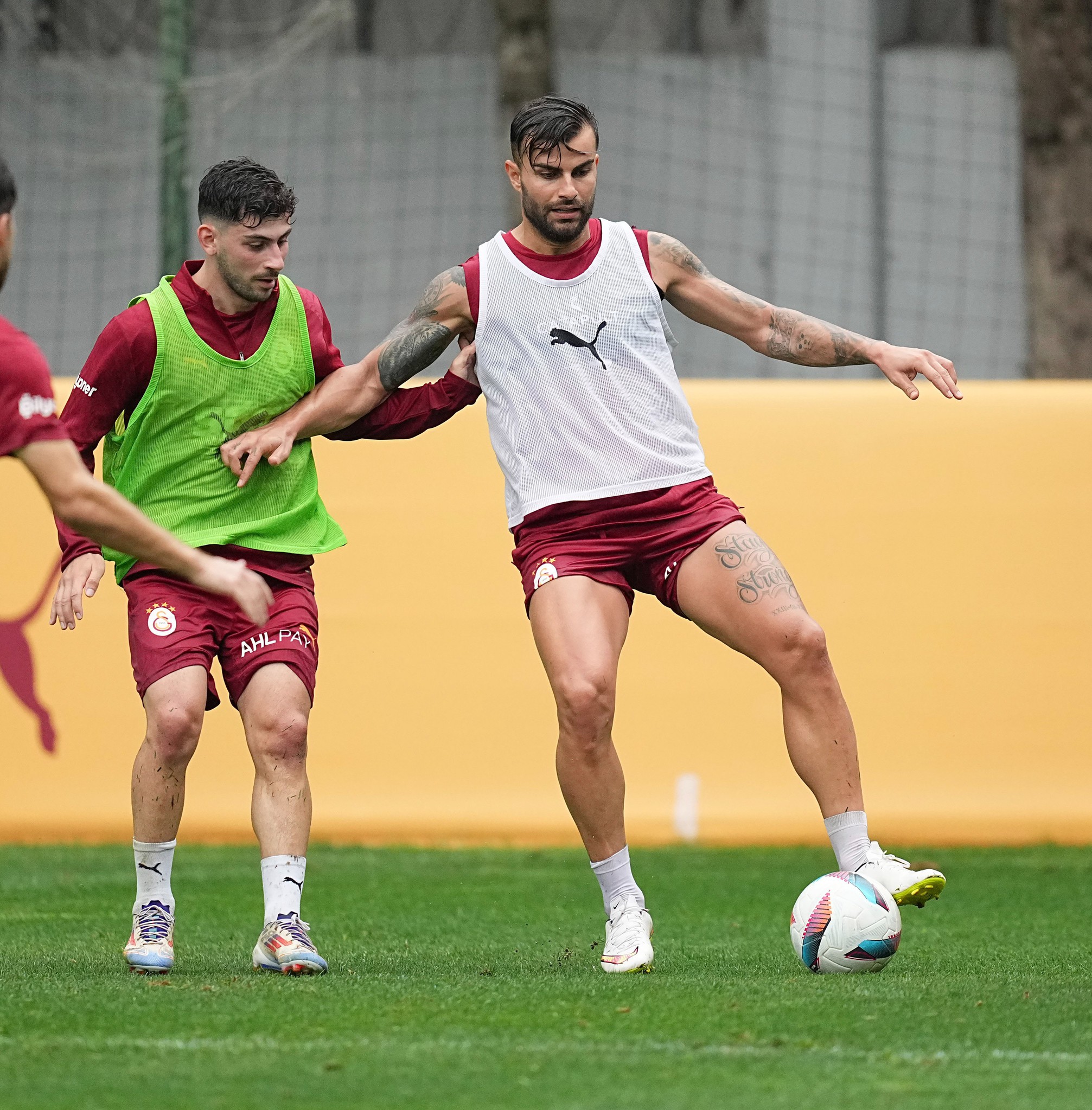 GALATASARAY HABERİ | Okan Buruk’tan 3 isme kesik! Young Boys maçı kadrosunda değişiklik